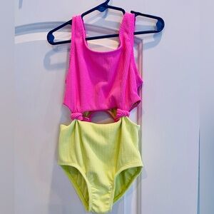 Girls’ Solid One Piece Swimsuit